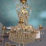 688 1121 CHANDELIER